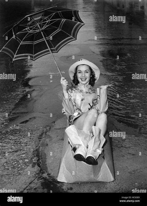 SINGIN' IN THE RAIN, Debbie Reynolds, 1952 Stock Photo - Alamy