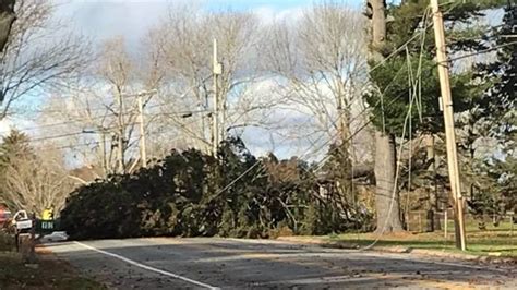 Strong Winds Knock Out Power To Thousands Of Mainers Again