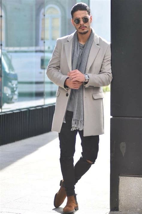 Pin by João Carlos on Cenas Winter outfits men Long coat men Mens