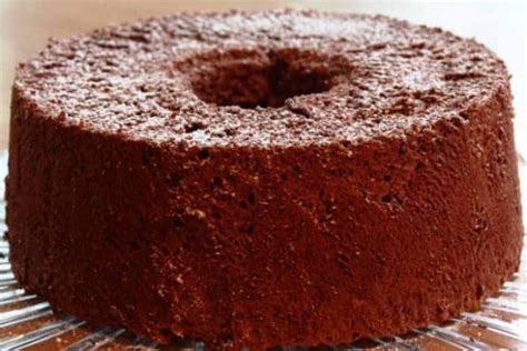 You Need to Try This Amazing Chocolate Angel Food Cake Recipe