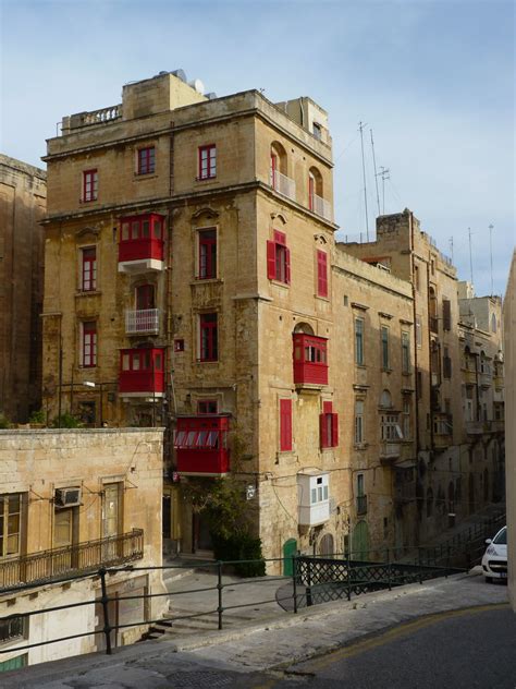 Valletta Street View 3 Damian Entwistle Flickr