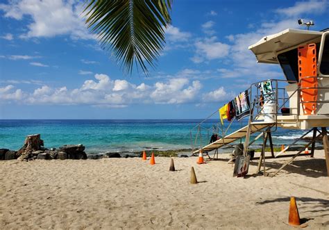 Kahaluu Beach Park, Kailua-Kona - Hawaii Beaches