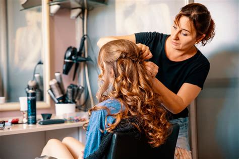 hiring  professional hair stylist  dubai db antrnshnal