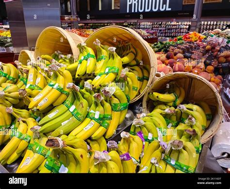 Banana Aisle Hi Res Stock Photography And Images Alamy