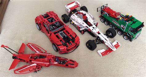 Officially licensed LEGO F1 sets teaser... drools : r/formula1