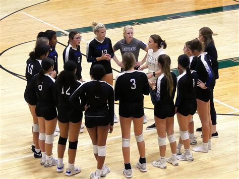 Volleyball Hits The Road Again Friday To End First Half Of District