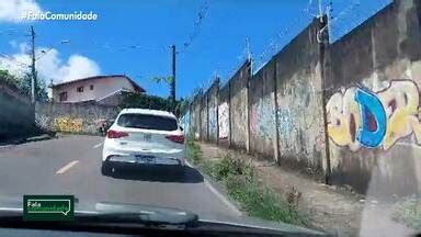 Jam Edi O Estudantes Precisam Por Rua Em Curva Em Escola De