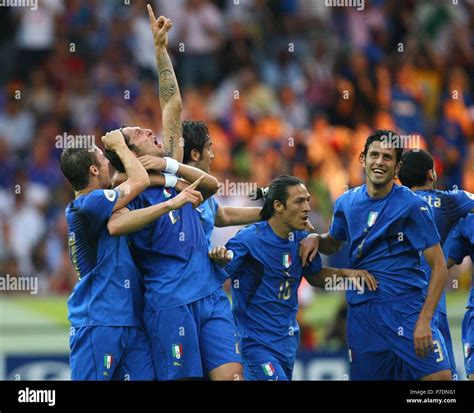 World Cup Italy France Hi Res Stock Photography And Images Alamy