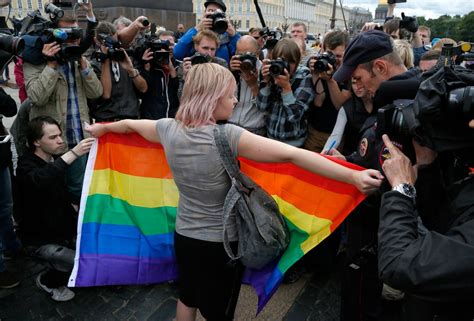 Police Raid Moscow Gay Bars After A Supreme Court Ruling Labeled Lgbtq