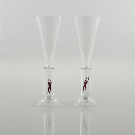 BERTIL VALLIEN Champagneglas Ett Par Glas Millenium Kosta Boda