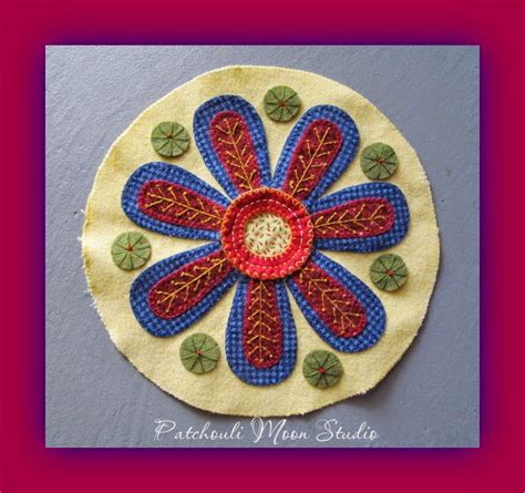 Patchouli Moon Studio Wool Applique Flower In A Circle