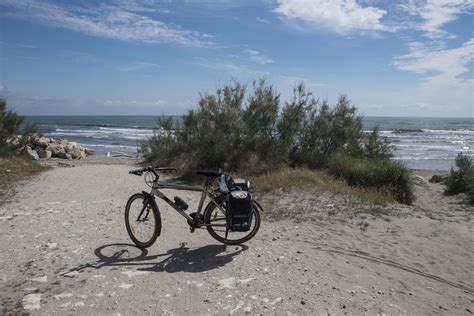 Delta Del Po In Bici Gli Itinerari Pi Belli Viaggiamo