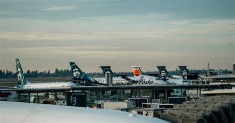 Airport lounges in Seattle Tacoma International and how to get access ...