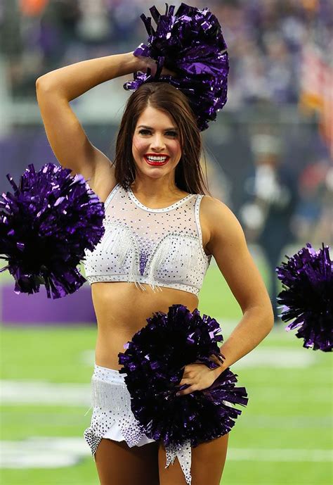 Pin On Nfl Cheerleaders 2016