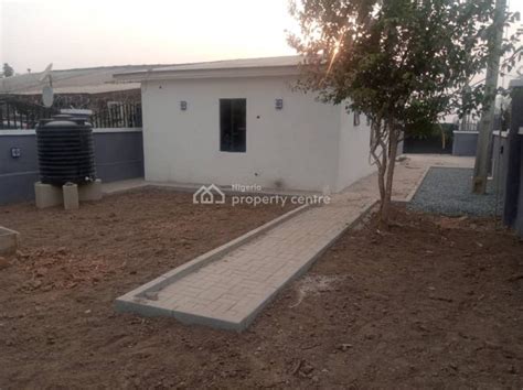 For Rent Standalone Newly Built 2 Bedroom Bungalow 2 1 Lagos Street