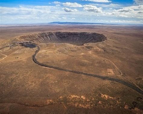 Meteor Crater And Barringer Space Museum Winslow Az Omdömen