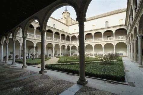 Alonso De Covarrubias Patio Del Hospital De Santa Cruz Toledo