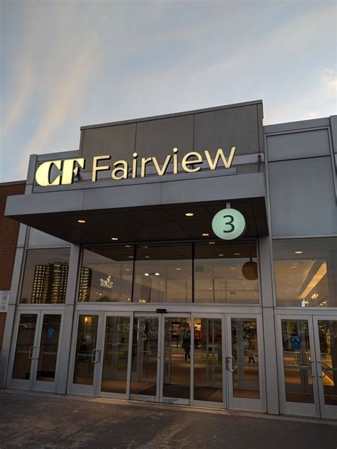 Guide to Shopping in Toronto - Fairview Mall