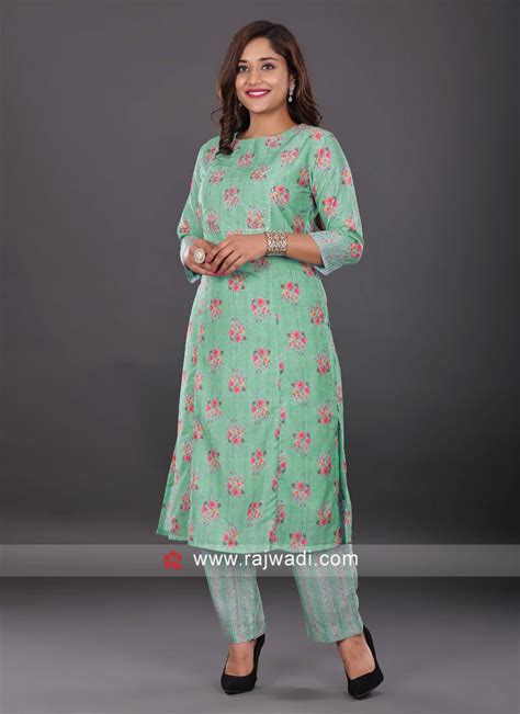 Muslin Floral Printed Kurti Set