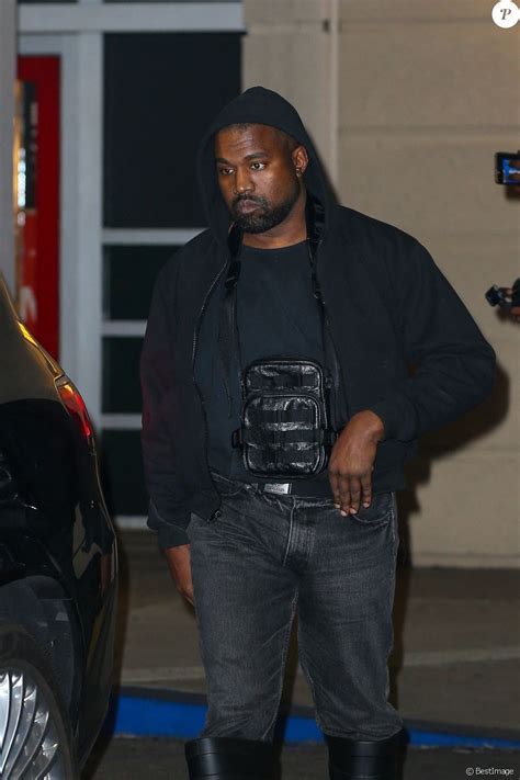 Info Kanye West Fait Scandale En Affichant Son Admiration Pour Hitler