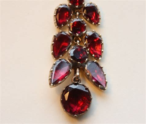 garnet earrings - Inez Stodel