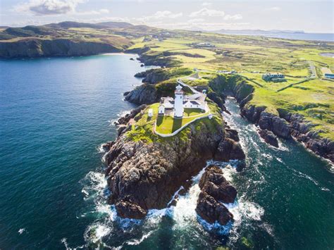 Top 10 Most Beautiful And Best Lighthouses In Ireland Ranked