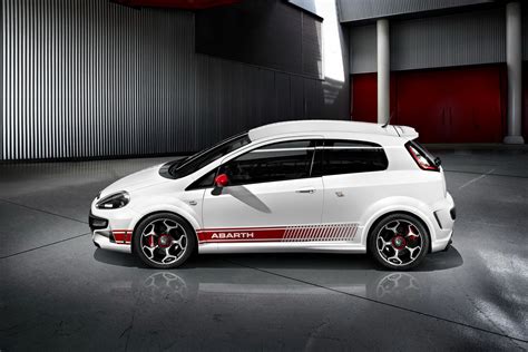 Recensione Della Punto Evo Abarth Carsitalia