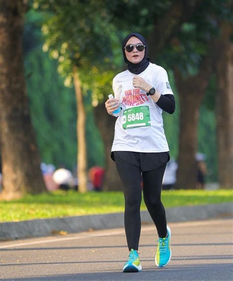 15 Artis Gemar Olahraga Lari Ada Yang Sudah Ikut Marathon