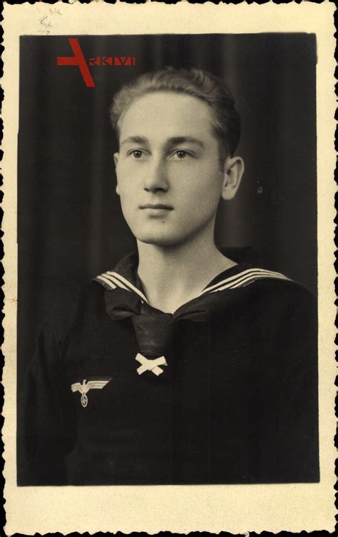 Deutsche Wehrmacht Kriegsmarine Matrose In Uniform Portrait