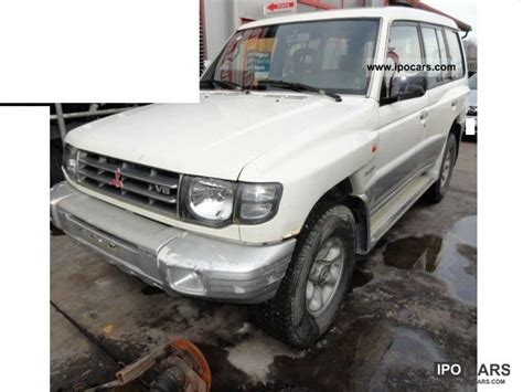 1998 Mitsubishi Pajero 3000 V6 24v Car Photo And Specs