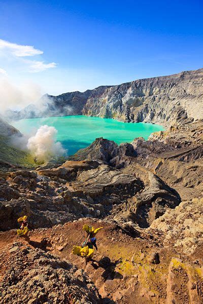 A To Z Of Ijen Blue Fire Phenomenon You Need To Know Ijen Crater