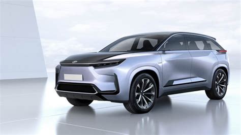 Toyota Unveils Fully Electric Kluger Like Large Suv To Crown Five