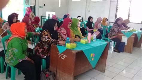 SOSIALISASI SANITASI TOTAL BERBASIS MASYARAKAT FKK KELURAHAN TANJUNG