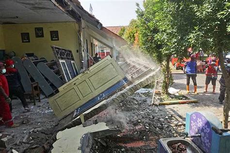 Batang Kembali Dilanda Gempa Susulan Masyarakat Diminta Tetap Tenang