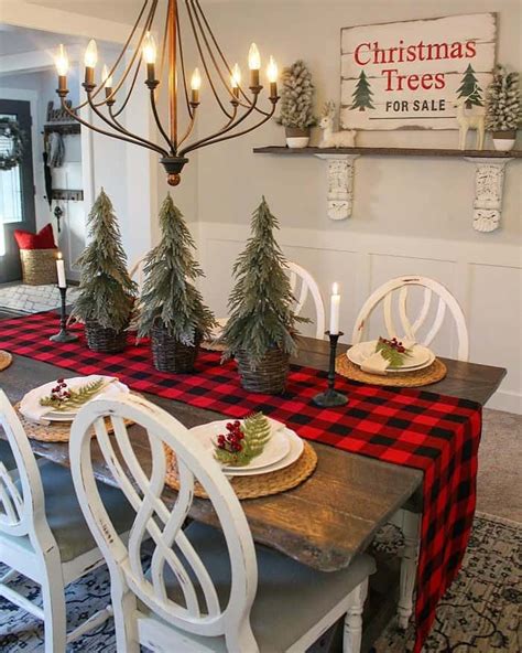 15 Buffalo Check Christmas Decor Ideas