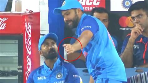 Rohit Sharma Scolding Dinesh Karthik In The Dugout After He Played A