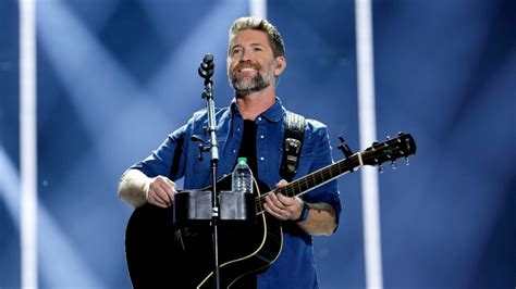 Josh Turner Songs: 11 Hits That Will Move Your Soul | Woman's World