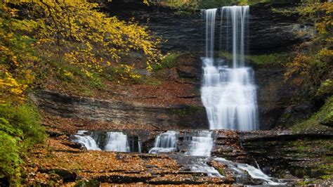 Here's The Most Gorgeous Waterfall In Kentucky | iHeart