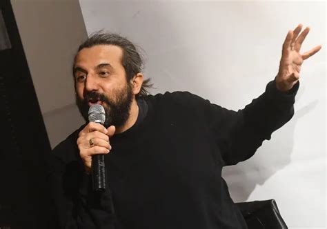 Omar Pedrini Presenta La Propria Autobiografia Alla Feltrinelli