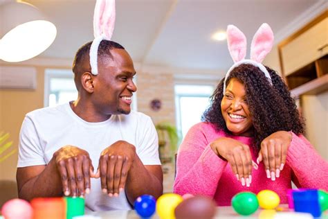 How to Plan an Adult Easter Egg Hunt | ScavengerHunt.com