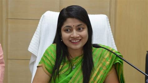 Up Ias Officers Reshuffles B Chandrakala Made Secretary Women