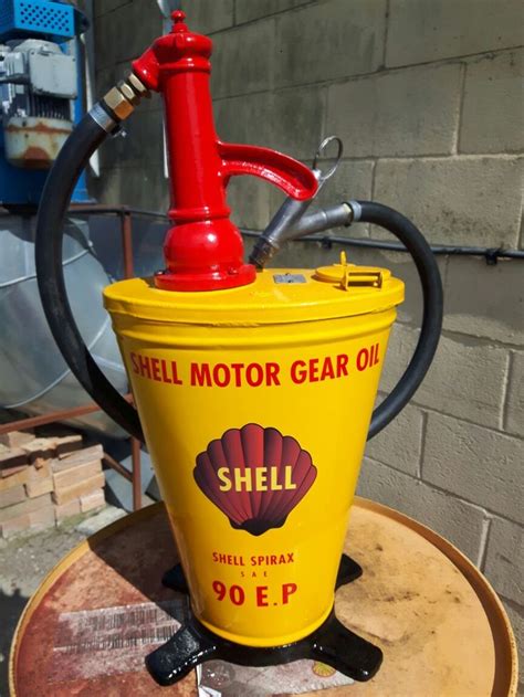 Early Shell Gear Oil Dispenser Old Gas Pumps Vintage Oil Cans