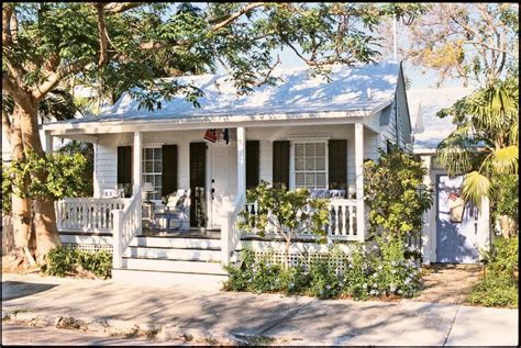 20 Beautiful Beach Cottages Key West Cottage Country Cottage Decor