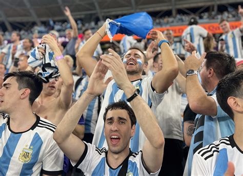 The Best La Hinchada Argentina Fue Elegida Como La Mejor Del Mundo