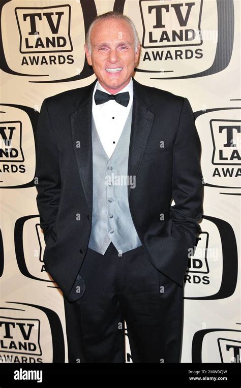 Joe Regalbuto At The 10th Annual Tv Land Awards Held At Lexington Avenue Armory In New York Ny