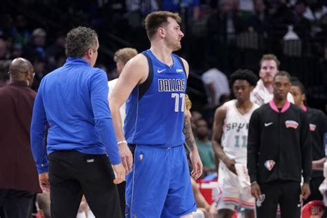 Nba Mavericks Confirm Luka Dončićs Left Calf Strain