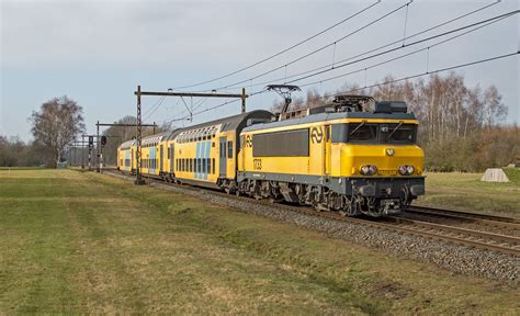 Wierden NS 1733 Met DD AR Stam 7317 Als Sprinter 7023 Naar Flickr