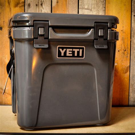 Yeti Roadie 24 Hard Cooler Charcoal Black And Blue Bbq