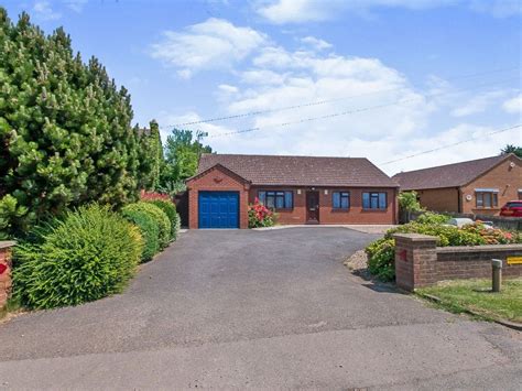 3 Bed Detached Bungalow For Sale In Station Road Wisbech St Mary