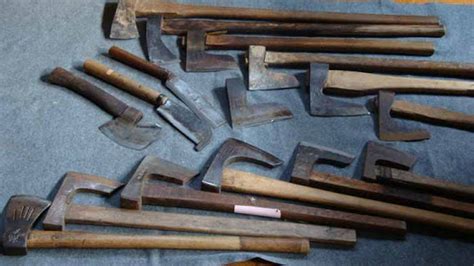 beautiful axes, Japanese carpentry tools in Europe - Robin Wood